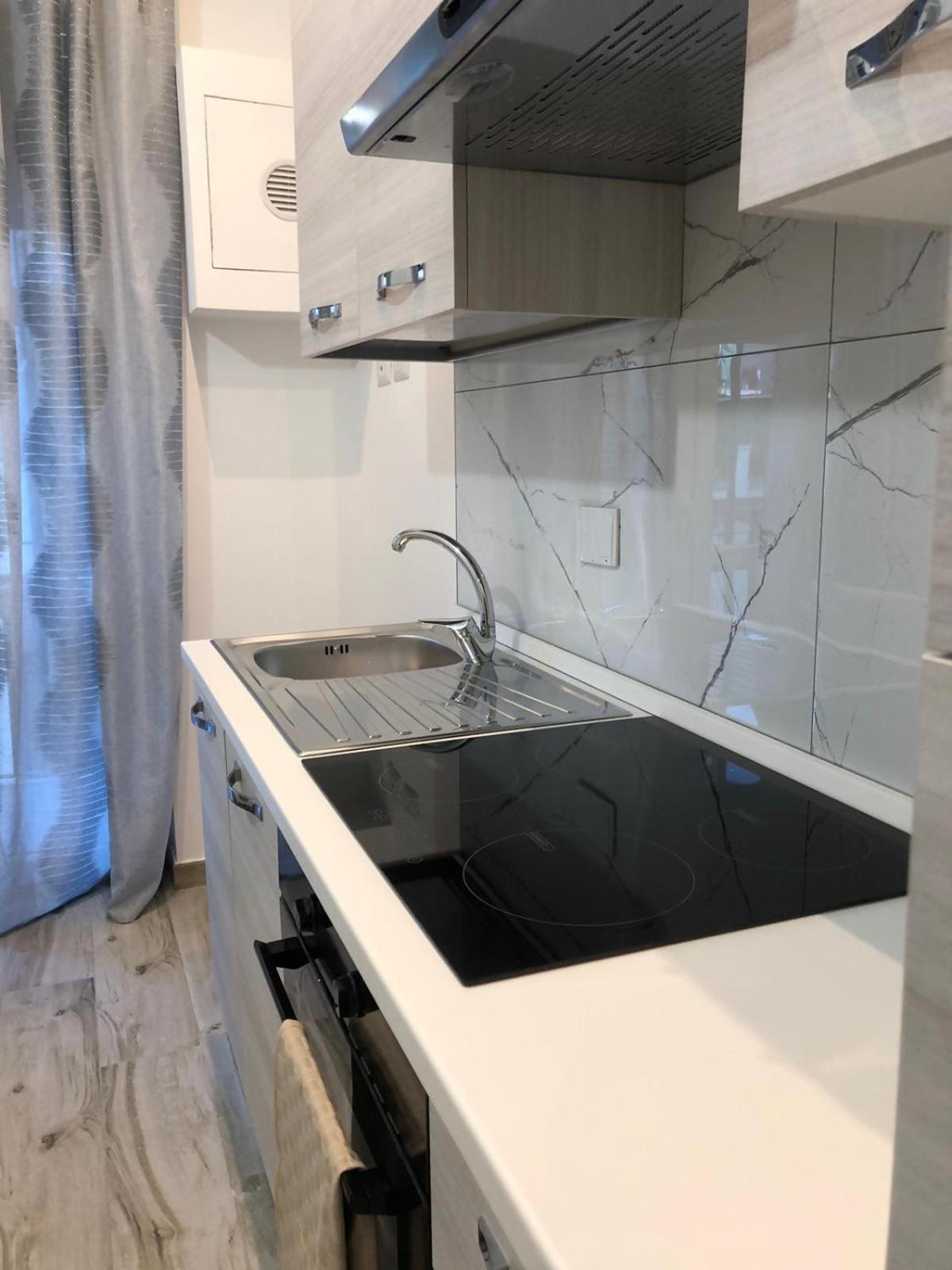 Piccola Regina Apartment ตูริน ภายนอก รูปภาพ