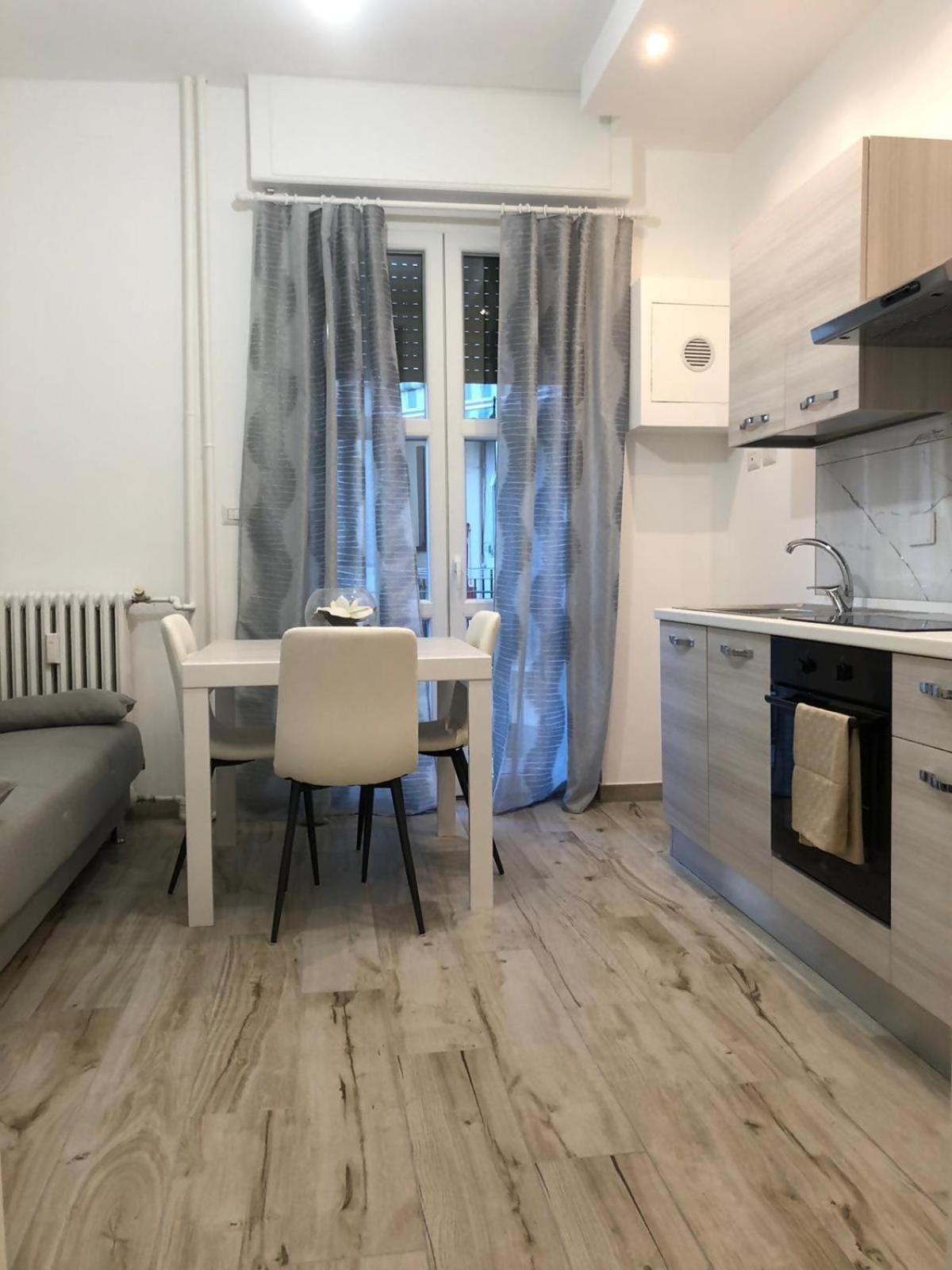 Piccola Regina Apartment ตูริน ภายนอก รูปภาพ